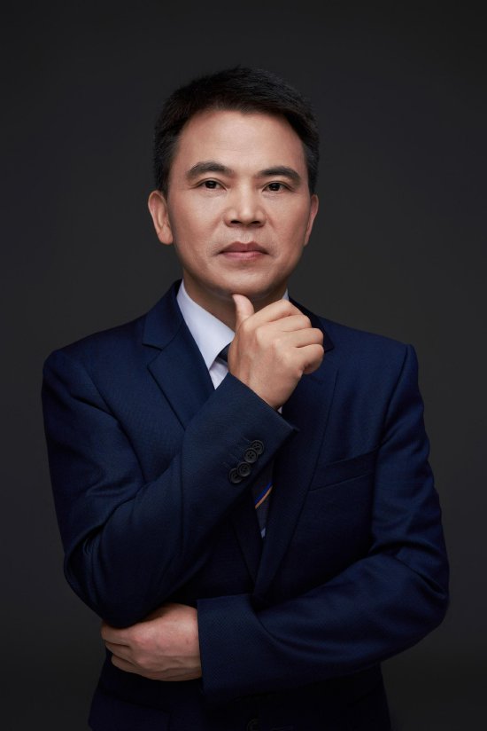 “數(shù)字平臺(tái)”如何賦能？財(cái)信證券左軍姿：以科技+專業(yè)雙引擎業(yè)務(wù)生態(tài)為目標(biāo)