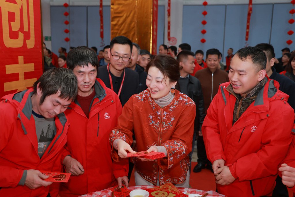 娃哈哈去年給一線員工發(fā)薪24億元，生產(chǎn)端一線人均工資增長23%