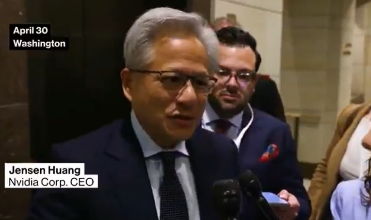 英偉達CEO稱中國在AI領域“并不落后”于美國，兩國差距很小
