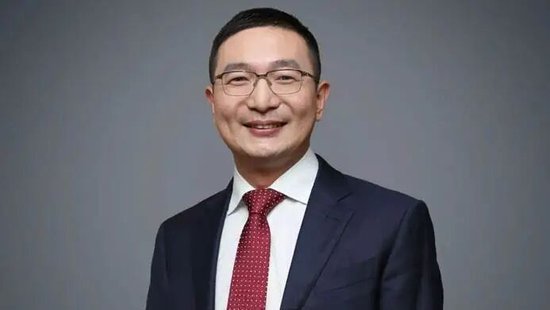 牛市踏空？大成基金徐彥的“慢建倉”謎團